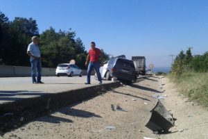 Bursa'da korkun&ccedil; kaza! Kanser olan eşini hastaneye g&ouml;t&uuml;r&uuml;yordu...