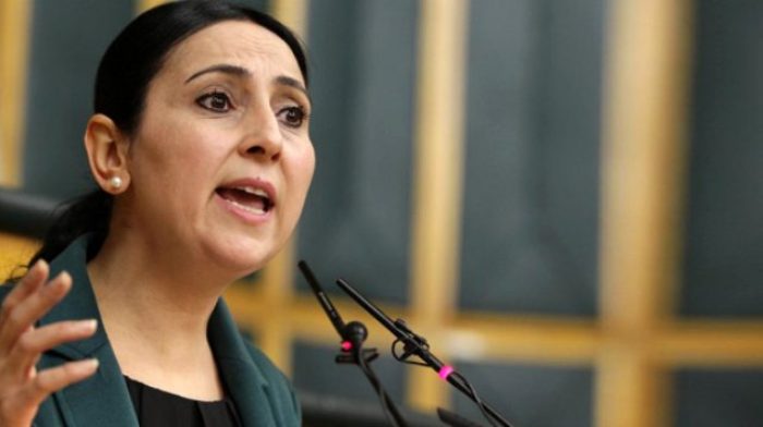 'Halkımızın &ouml;z y&ouml;netim talebinin karşısına tank, top, kurşun, &ouml;l&uuml;m &ccedil;ıkarılıyor'