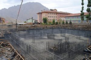 Hakkari'de 9 kubbeli caminin temeli atıldı