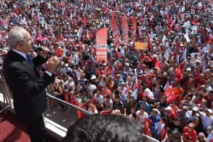 Kılı&ccedil;daroğlu: "Suriyelileri &uuml;lkelerine geri g&ouml;ndereceğiz"