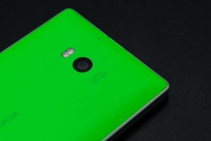 Microsoft'tan yeni telefon geliyor!