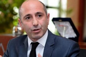 "AK Parti h&uuml;k&uuml;meti ile ak zenginler t&uuml;redi"
