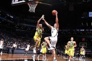 Fenerbah&ccedil;e, NBA turundaki ilk ma&ccedil;ını kazandı
