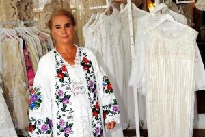 &Uuml;nl&uuml; modacı Ayb&uuml;ke Baran'dan acı haber