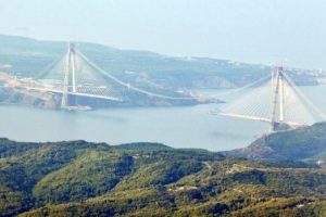 &Uuml;&ccedil;&uuml;nc&uuml; k&ouml;pr&uuml;y&uuml; havadan fotoğrafladı