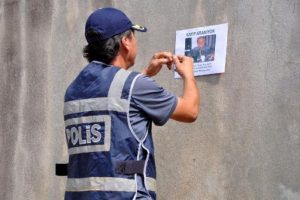 Kayıp turisti arama &ccedil;alışmaları s&uuml;r&uuml;yor