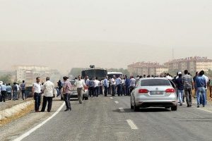 Sivil halkı 'canlı kalkan kullanın' talimatı