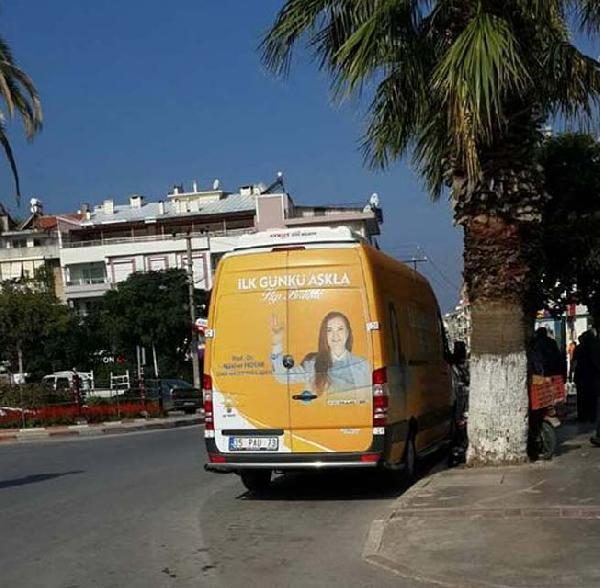 Se&ccedil;im kampanyasında kamu aracı tartışması