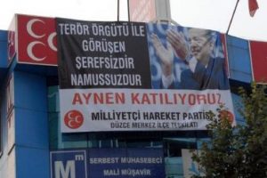 MHP'den ter&ouml;r konulu afişle g&ouml;nderme