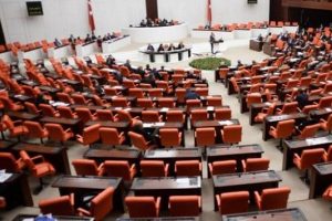 Kısa d&ouml;nem vekiller mesai saati başına 3500 TL alacak