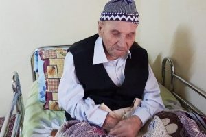 115 yaşındaki dededen sağlık &ouml;ğ&uuml;tleri