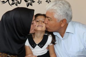 5 yaşındaki Nazan'a aile sevgisini yaşattılar