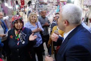 &Ouml;zkan, kadın se&ccedil;meni Kelime-i Tevhid ile ikna etti