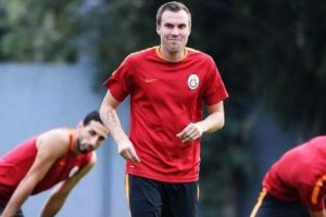 Grosskreutz sonunda formayı giyiyor!