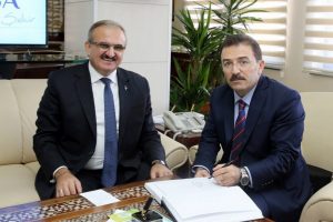 İ&ccedil;işleri Bakanı'ndan Bursa Valiliğine ziyaret