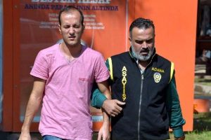 G&ouml;rme engelli, bedensel engelliyi pazarladı