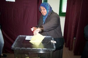 Zonguldak Havalimanı'nda oy verme başladı