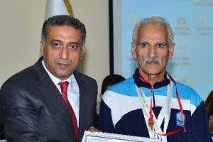 Bursalı dede 77 yaşında şampiyon oldu!