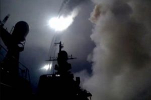 '4 Rus f&uuml;zesi İran'a d&uuml;şt&uuml;'