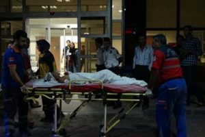 Halep'te bomba y&uuml;kl&uuml; ara&ccedil; patladı, T&uuml;rkiye sınırında &ccedil;atışmalar &ccedil;ıktı
