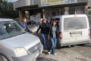 'Canlı kalkanlar' g&ouml;zaltına alındı