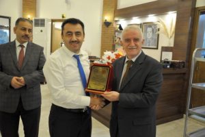 Bursa Karacabey M&uuml;ft&uuml;s&uuml; Yazıcı'ya h&uuml;z&uuml;nl&uuml; veda...