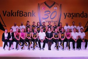 Vakıfbank Voleybol Takımı yeni sezonu a&ccedil;tı