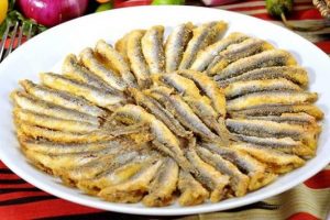 Su &uuml;r&uuml;nlerini &ccedil;ok sattık az yedik