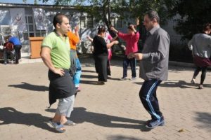 Ruh sağlığı hastaları g&ouml;n&uuml;llerince eğlendi