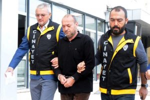 Katil zanlısı emlak&ccedil;ıyı ankes&ouml;rl&uuml; telefonla aramış