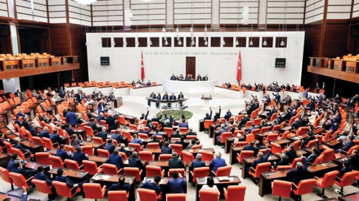 'Vekillere 4 yıl prim kıyağı' AYM'ye taşındı