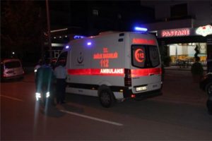 Ekiplere kızdı, evini ve kendini yakmak istedi