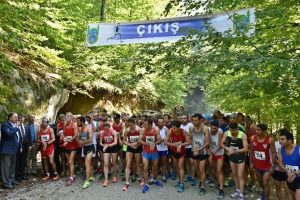 Bursa Suu&ccedil;tu-T&uuml;mb&uuml;ldek'te atletizm heyecanı