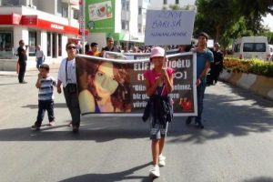 Ankara'daki saldırı Kuşadası'nda da kınandı