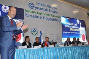 Yılmaz Vural Balıkesir'de ilgi odağı oldu