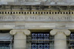 Harvard'tan T&uuml;rkiye'ye &ouml;vg&uuml;