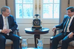 Davutoğlu Finlandiya Cumhurbaşkanı ile g&ouml;r&uuml;şt&uuml;
