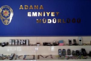 Adana'da pos tefeciliği operasyonu: 8 g&ouml;zaltı