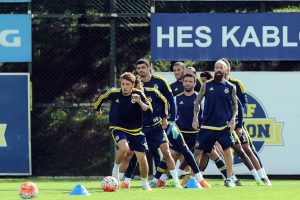 Fenerbah&ccedil;e'de Kayserispor hazırlıkları s&uuml;r&uuml;yor