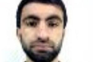 Molotof zanlısı sahte pasaportla yakalandı