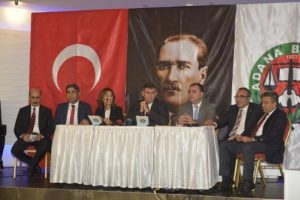 Metin Feyzioğlu: T&uuml;rkiye'de zul&uuml;m pek değişmedi
