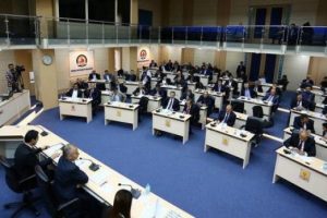 Denizli Belediye Meclisi'nde 'saygı duruşu' polemiği