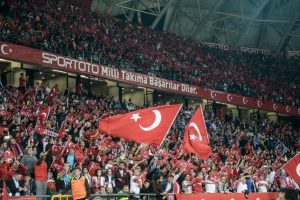 Konya'da 'saygı duruşu' mu ıslıklandı?