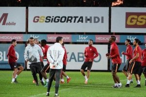 Galatasaray, Gen&ccedil;lerbirliği ma&ccedil;ı hazırlıklarını s&uuml;rd&uuml;rd&uuml;