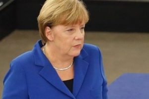 Merkel Ankara ziyareti &ouml;ncesi konuştu: T&uuml;rkiye kilit rolde