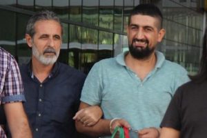 Pazarcı kavgasında bı&ccedil;aklanan gen&ccedil; &ouml;ld&uuml;