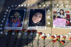 Mersin &Uuml;niversitesi'nde Ankara'da &ouml;len &ouml;ğrenciler anıldı