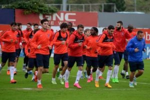 Trabzonspor, Mersin İdmanyurdu ma&ccedil;ının hazılrlıklarını s&uuml;rd&uuml;rd&uuml;