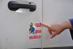 Engellilerin kabusu 'hatalı parklara' yeni &ccedil;&ouml;z&uuml;m