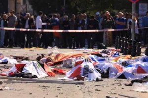 Patlama yerine 'Demokrasi Anıtı' yapılacak